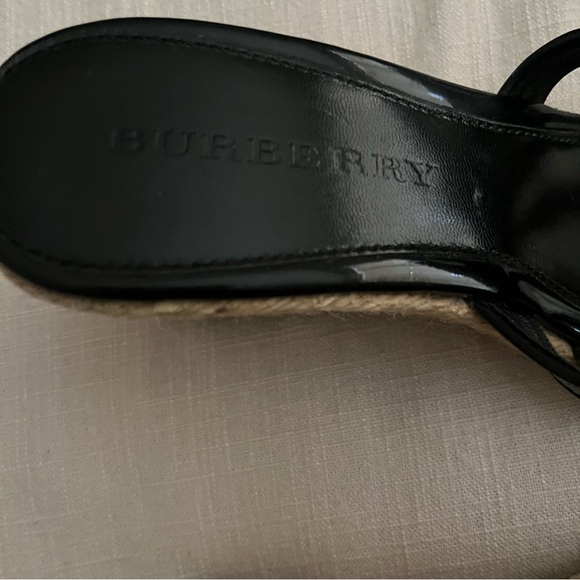 Burberry Nova Check Black Patent Leather Espadrille Wedges Size 40 - Picture 9 of 11
